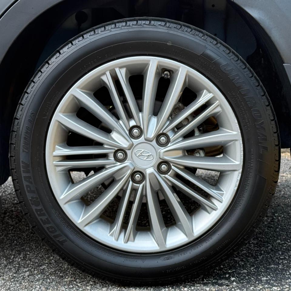 Hyundai Kona SEL Plus Auto FWD 2020