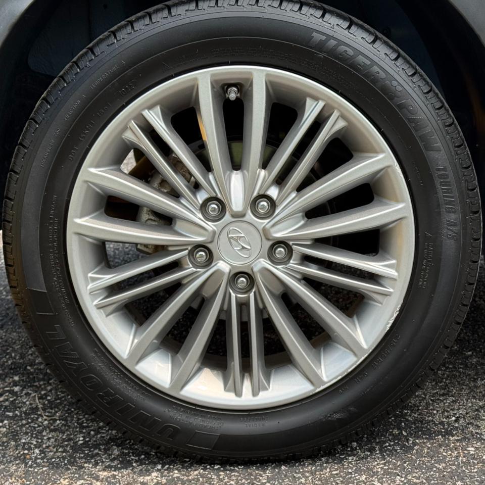 Hyundai Kona SEL Plus Auto FWD 2020