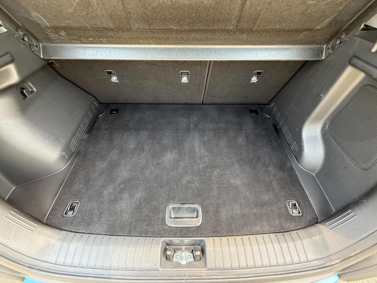 Hyundai Kona SEL Plus Auto FWD 2020