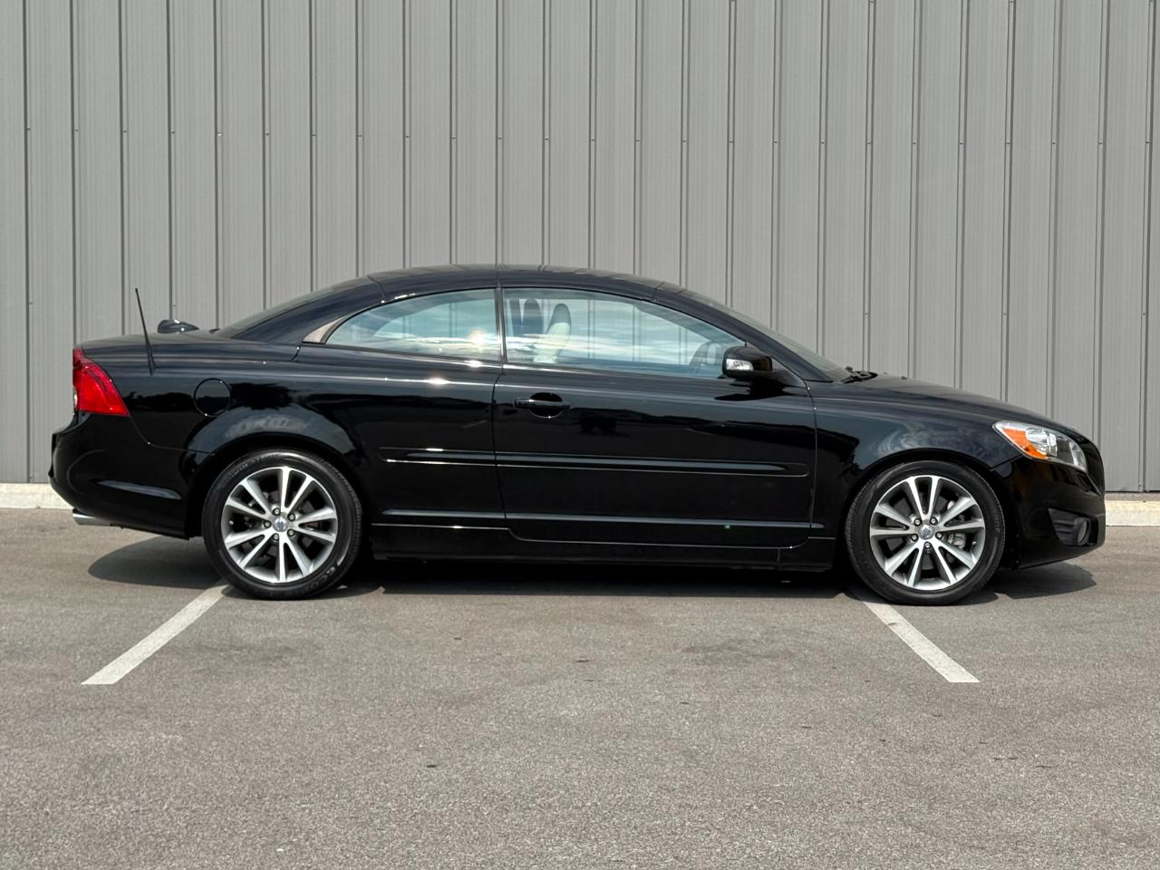 Volvo C70 2dr Conv T5 2012