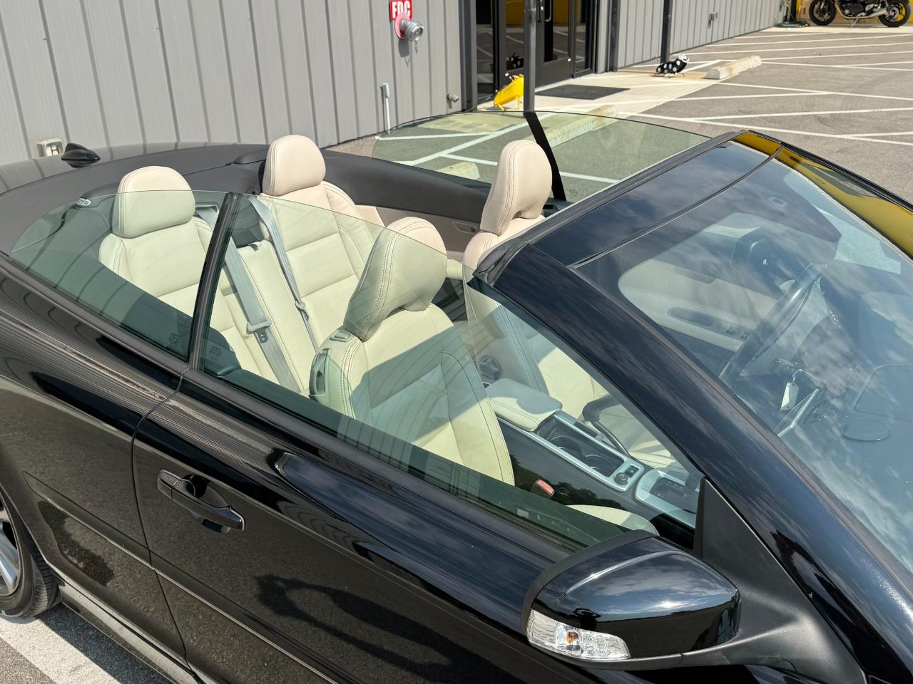 Volvo C70 2dr Conv T5 2012
