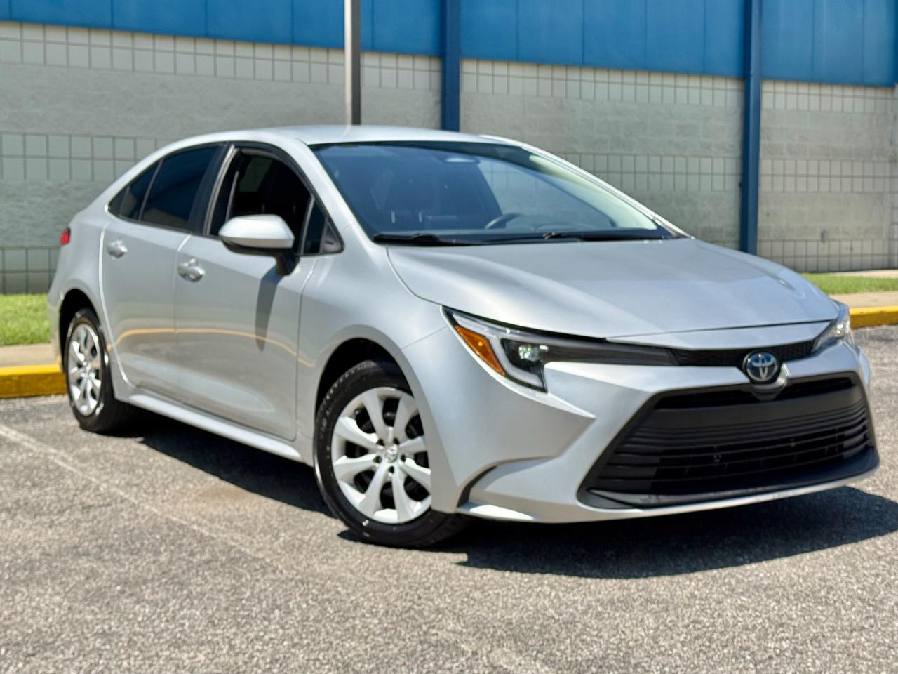 Toyota Corolla Hybrid LE FWD (Natl) 2023