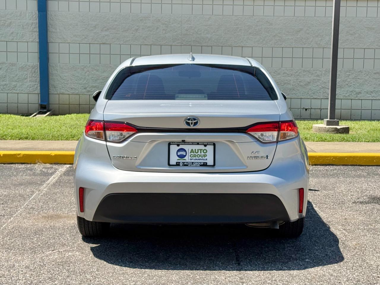 Toyota Corolla Hybrid LE FWD (Natl) 2023