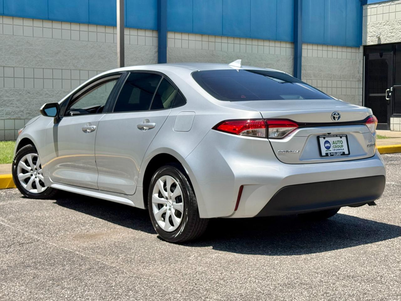 Toyota Corolla Hybrid LE FWD (Natl) 2023