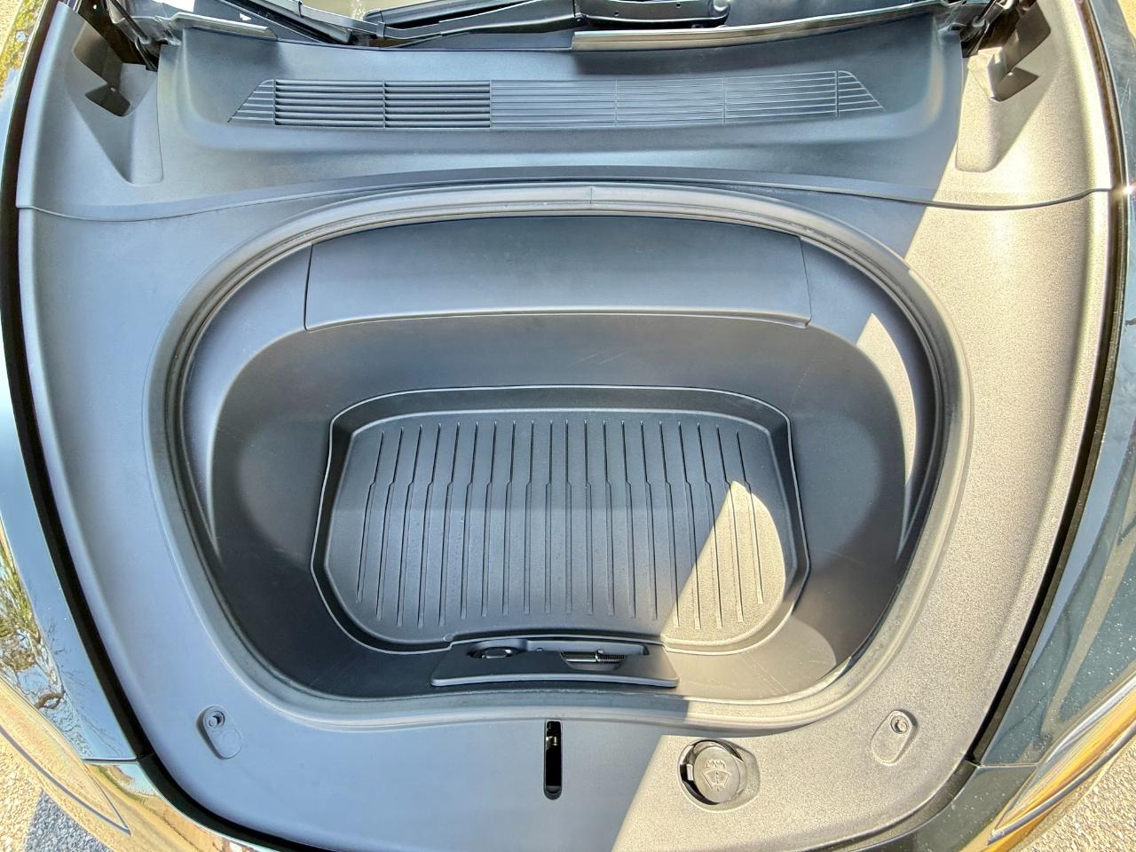 Tesla Model 3 Long Range AWD 2024