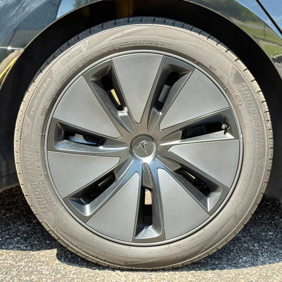 Tesla Model 3 Long Range AWD 2024