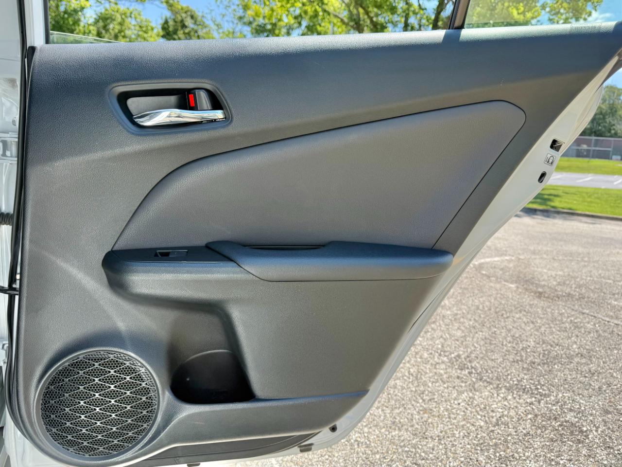 Toyota Prius XLE AWD-e (Natl) 2021