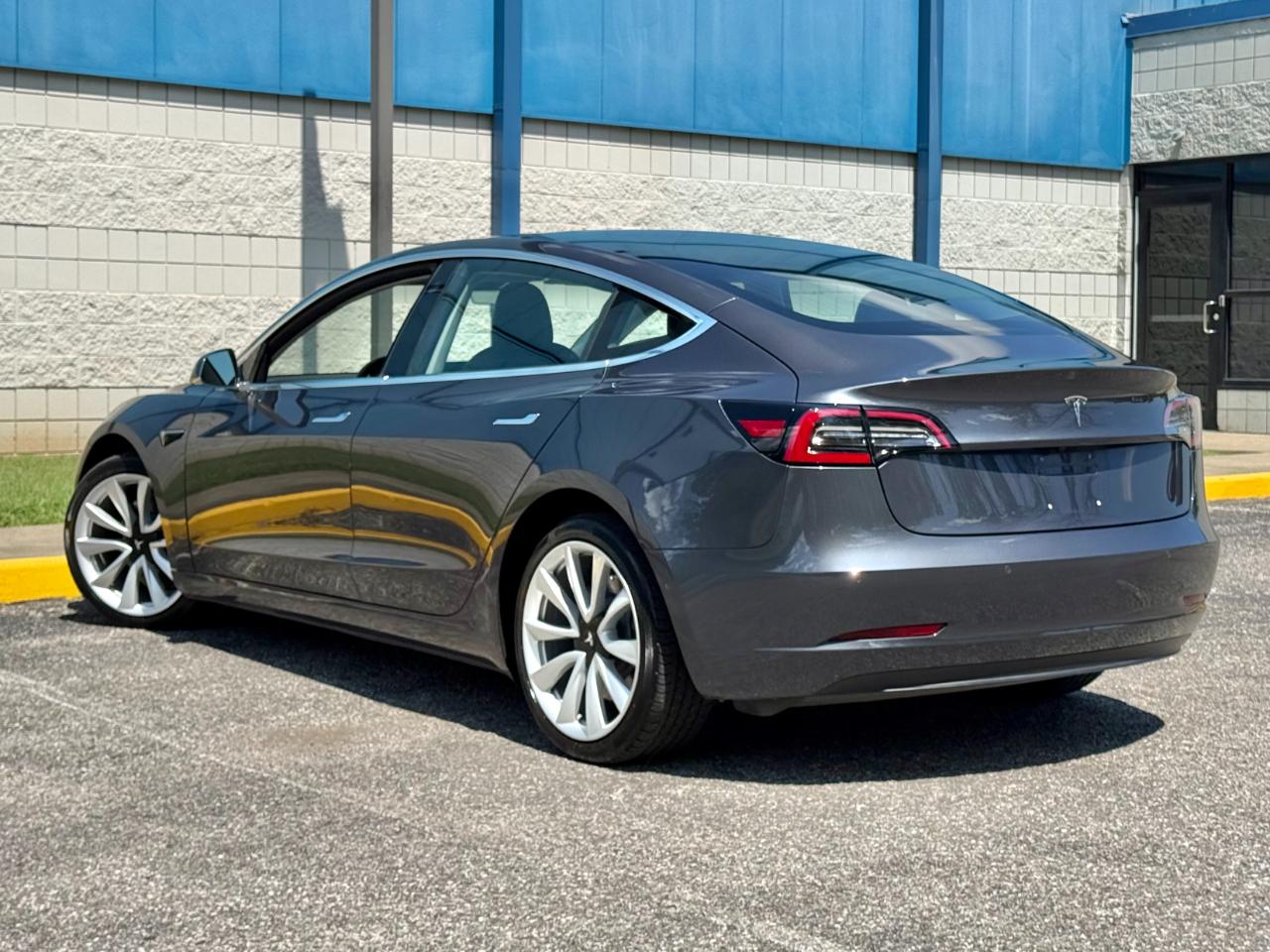 Tesla Model 3 Long Range Battery AWD 2018