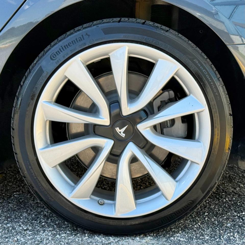 Tesla Model 3 Long Range Battery AWD 2018