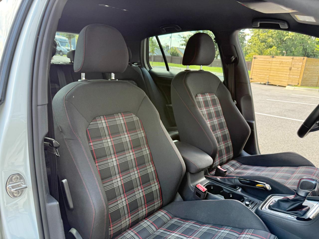Volkswagen Golf GTI 2.0T Autobahn DSG 2020
