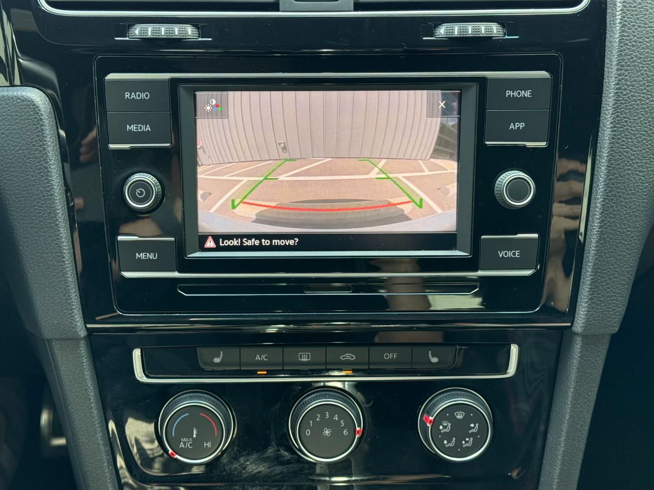 Volkswagen Golf GTI 2.0T Autobahn DSG 2020