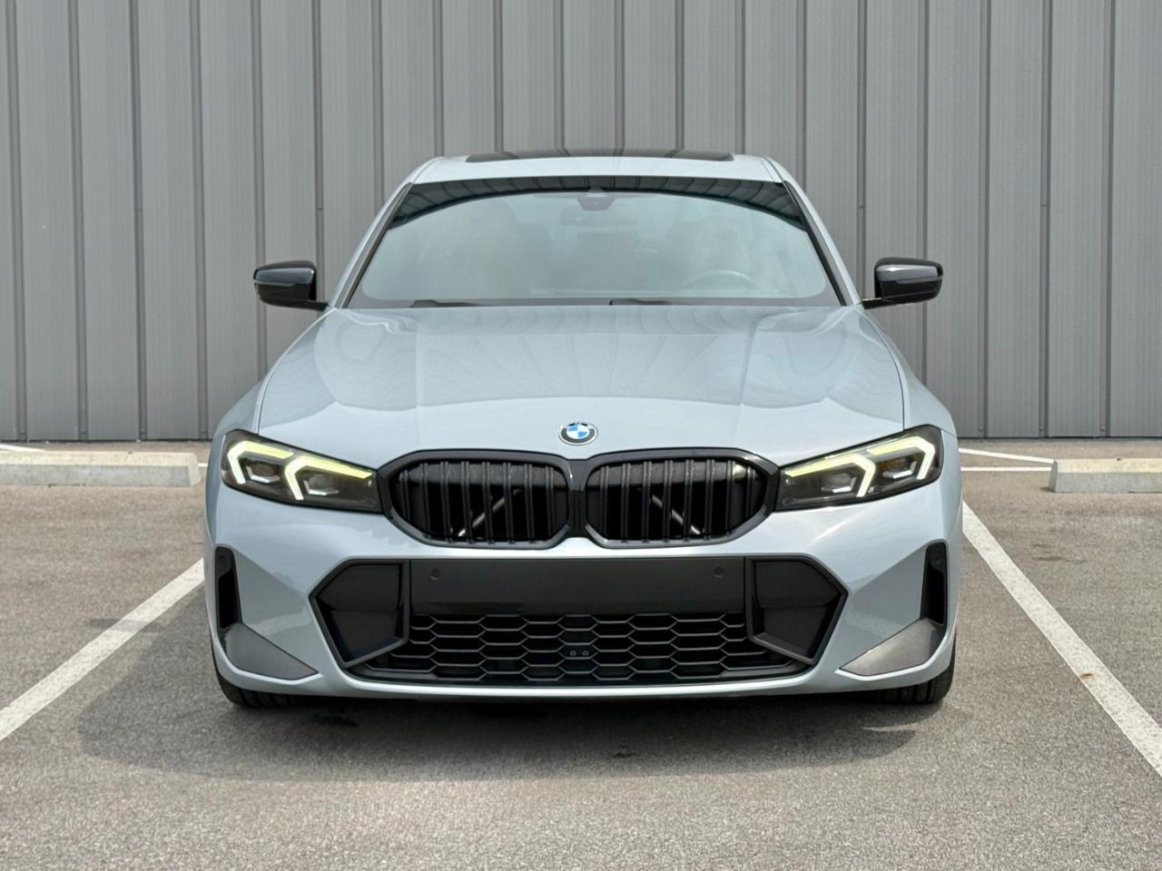 BMW 3 Series 330i Sedan 2023
