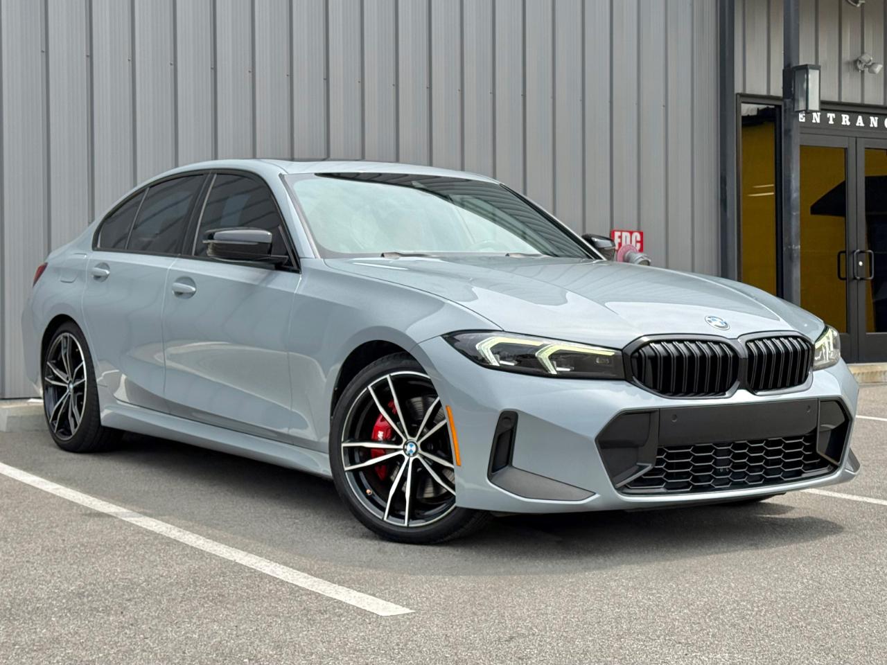 BMW 3 Series 330i Sedan 2023