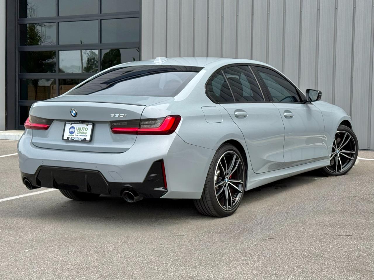 BMW 3 Series 330i Sedan 2023