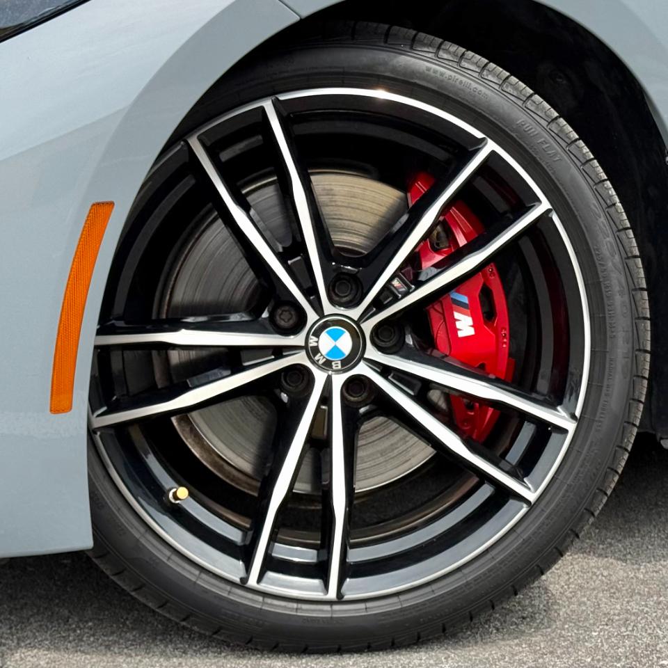 BMW 3 Series 330i Sedan 2023