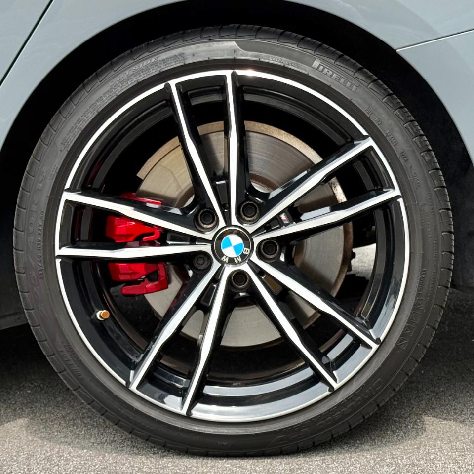 BMW 3 Series 330i Sedan 2023