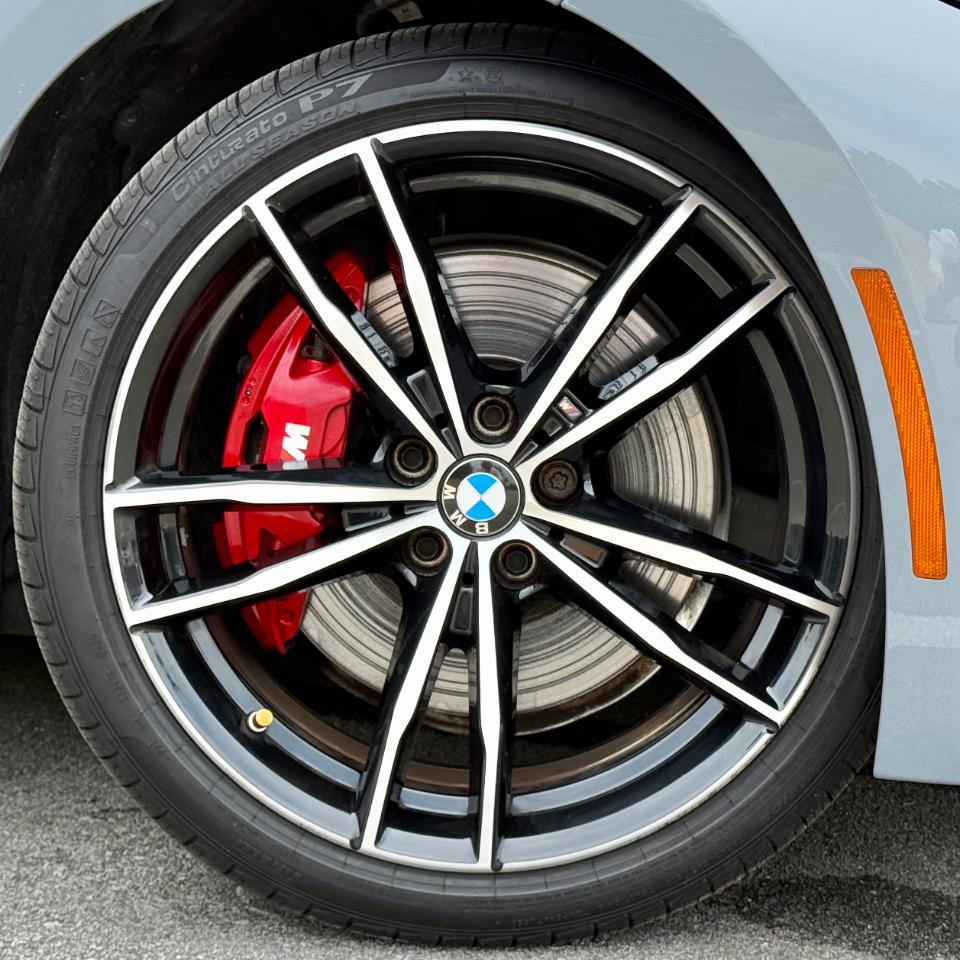 BMW 3 Series 330i Sedan 2023