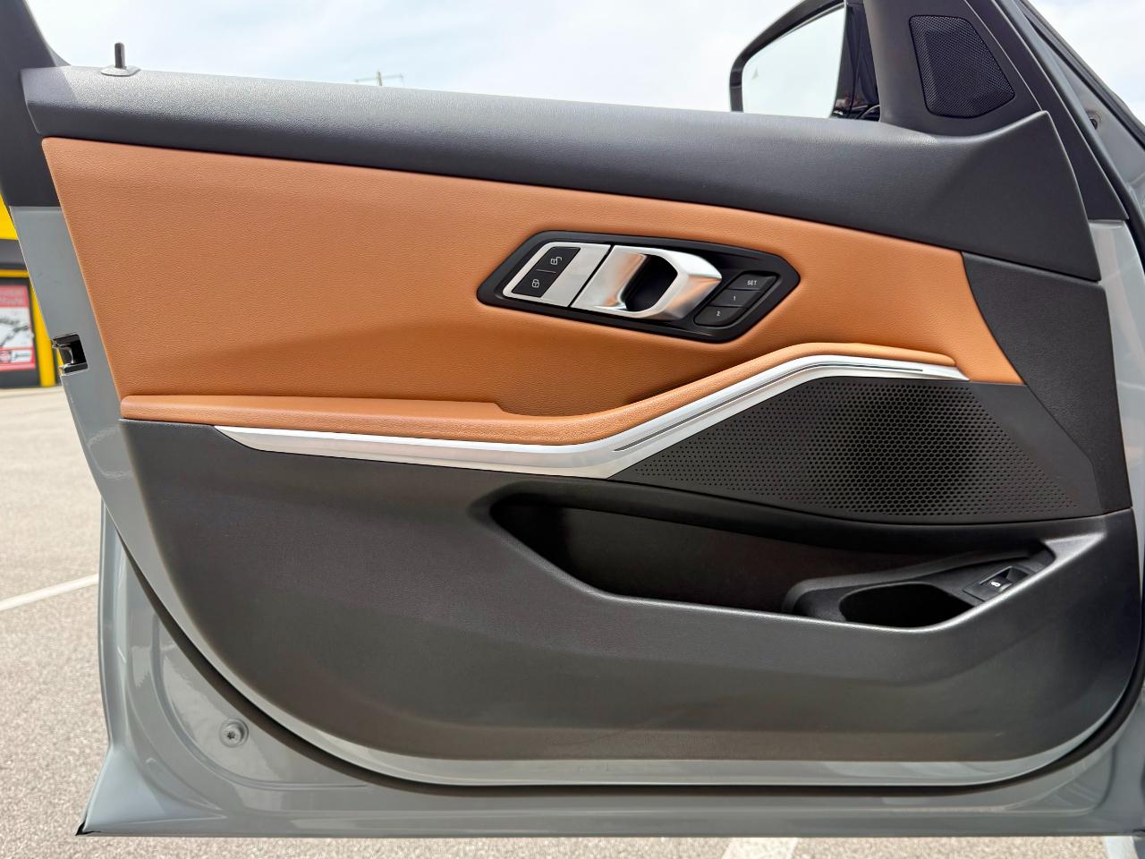 BMW 3 Series 330i Sedan 2023