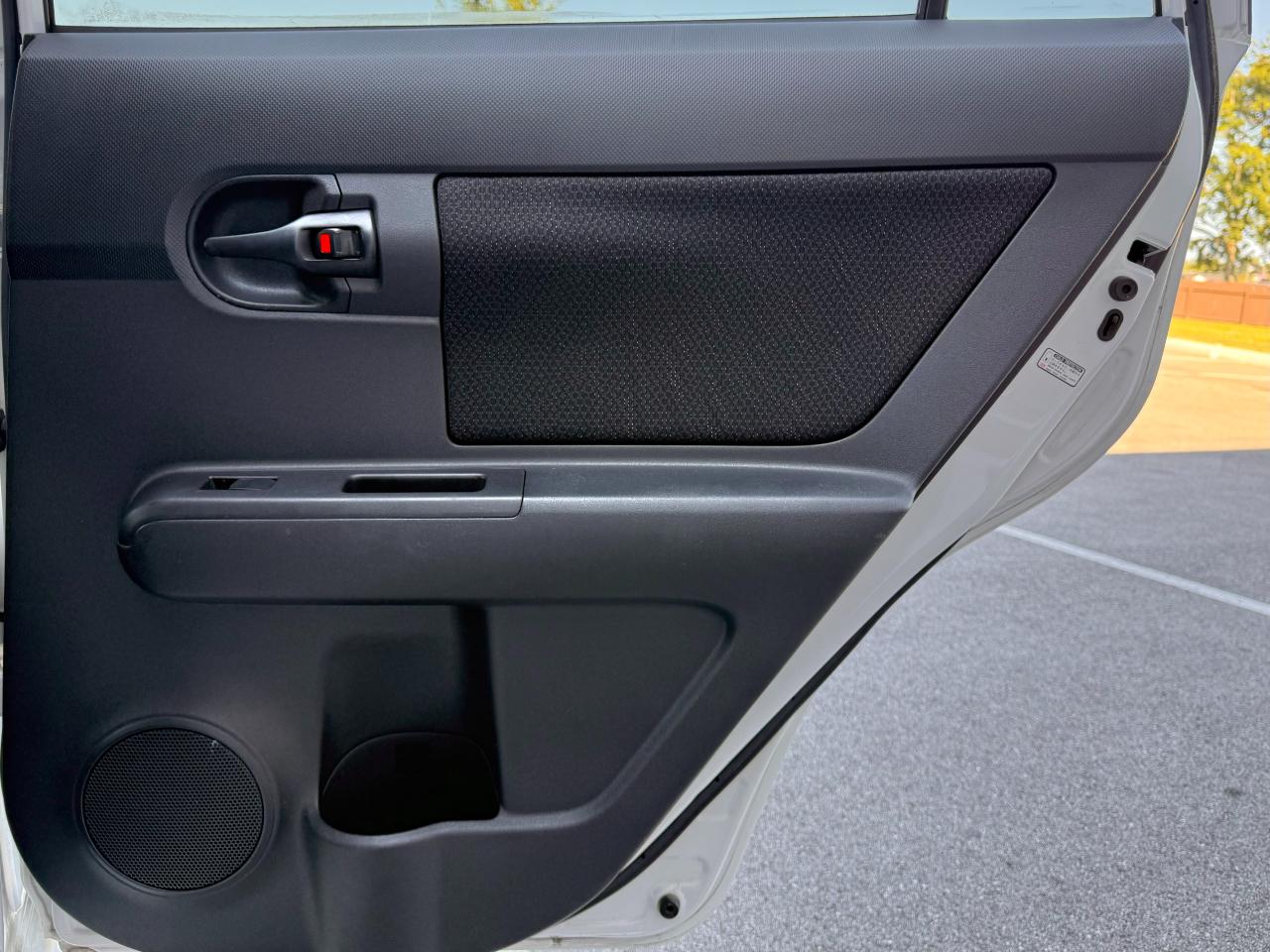 Scion xB 5dr Wgn Auto (Natl) 2009