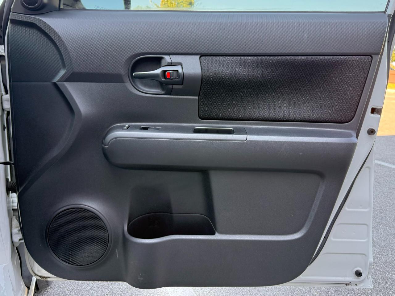 Scion xB 5dr Wgn Auto (Natl) 2009
