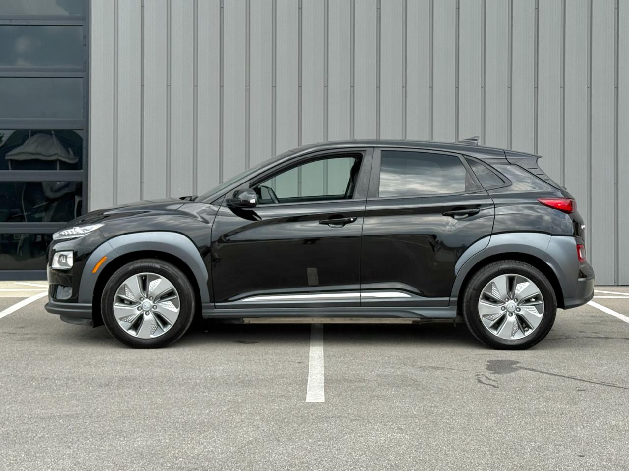 Hyundai Kona Electric Limited FWD 2021