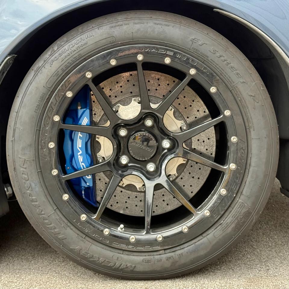 Chevrolet Corvette 2dr Cpe ZR1 w/3ZR 2011