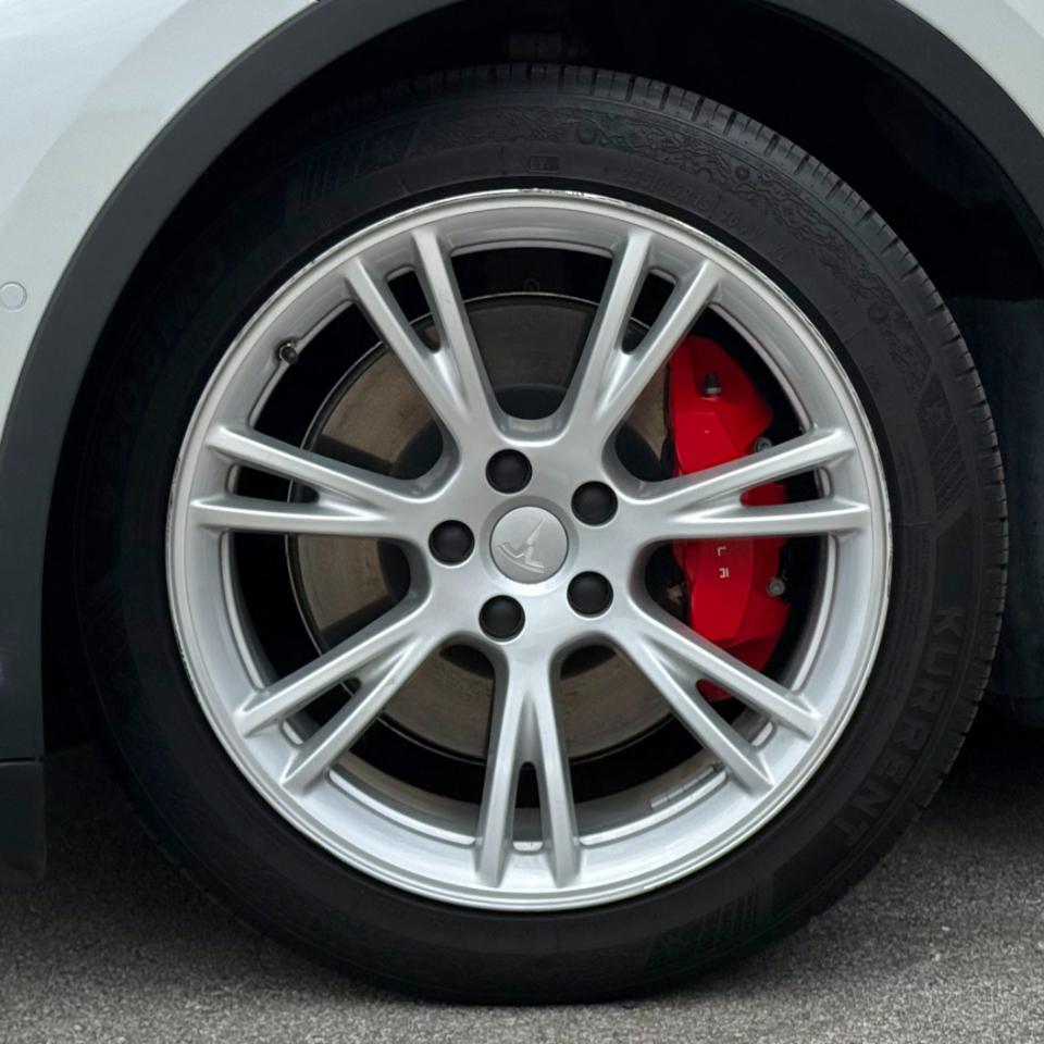 Tesla Model Y Performance AWD 2022