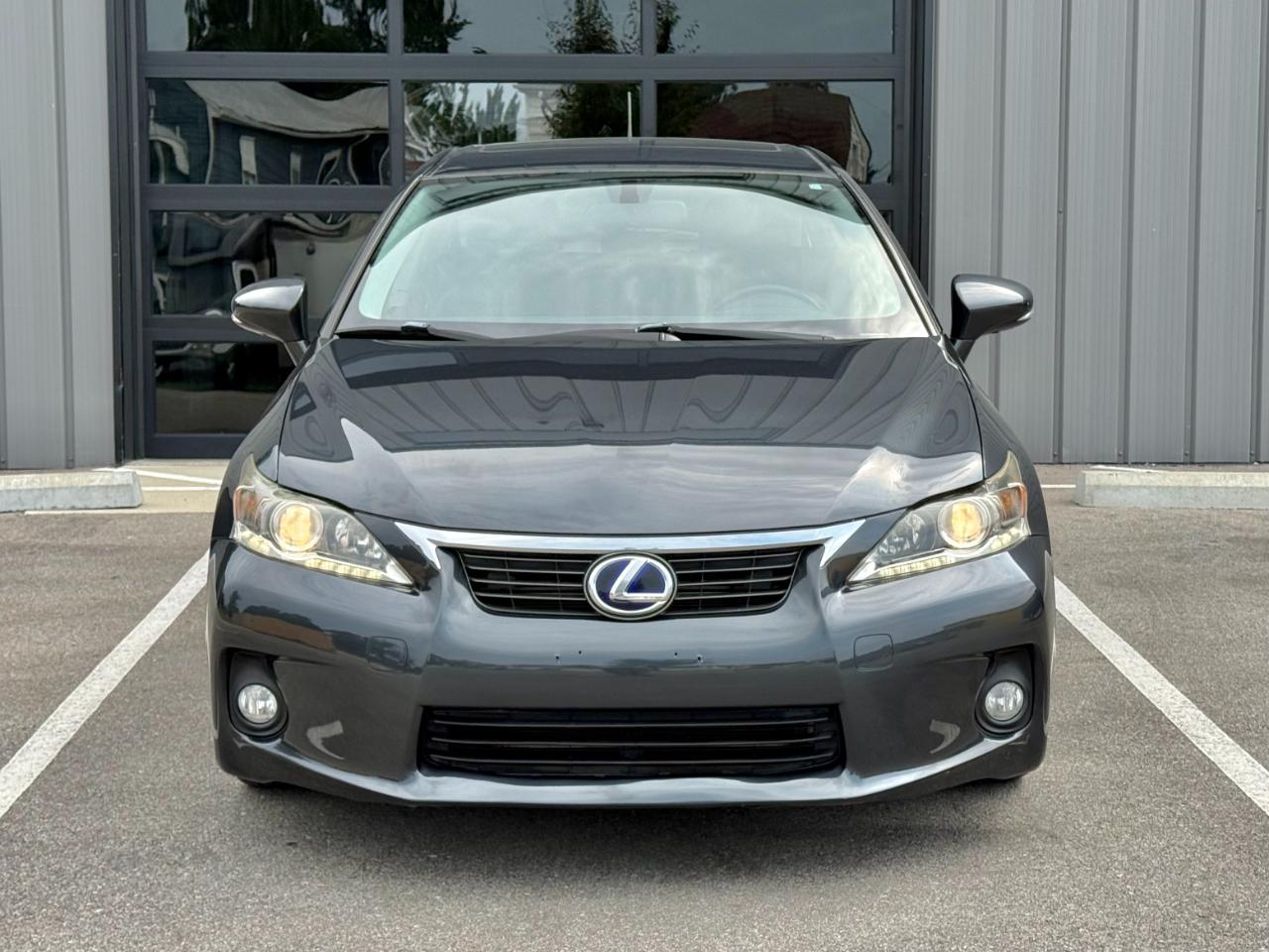 Lexus CT 200h FWD 4dr Hybrid 2011