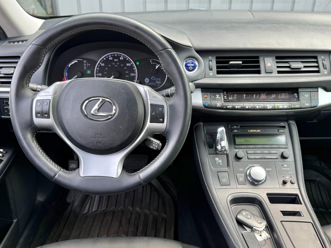 Lexus CT 200h FWD 4dr Hybrid 2011