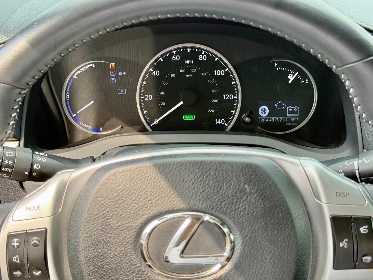 Lexus CT 200h FWD 4dr Hybrid 2011