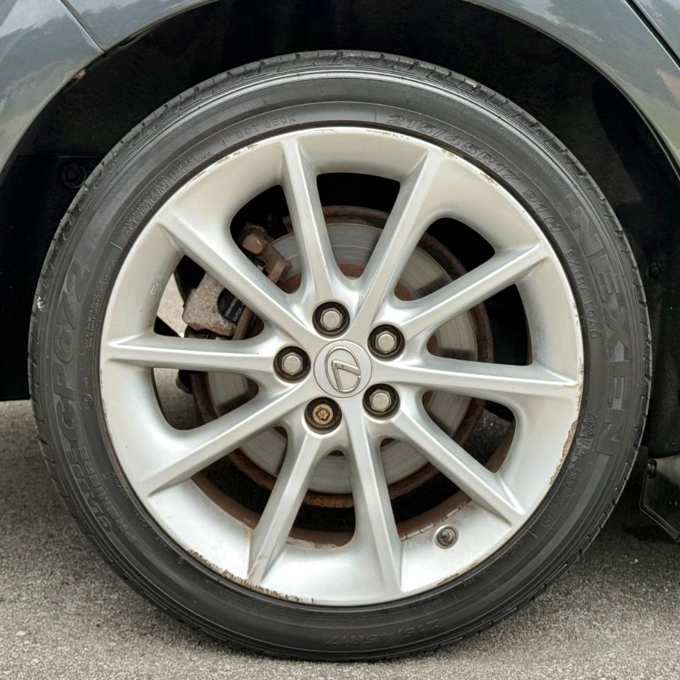 Lexus CT 200h FWD 4dr Hybrid 2011