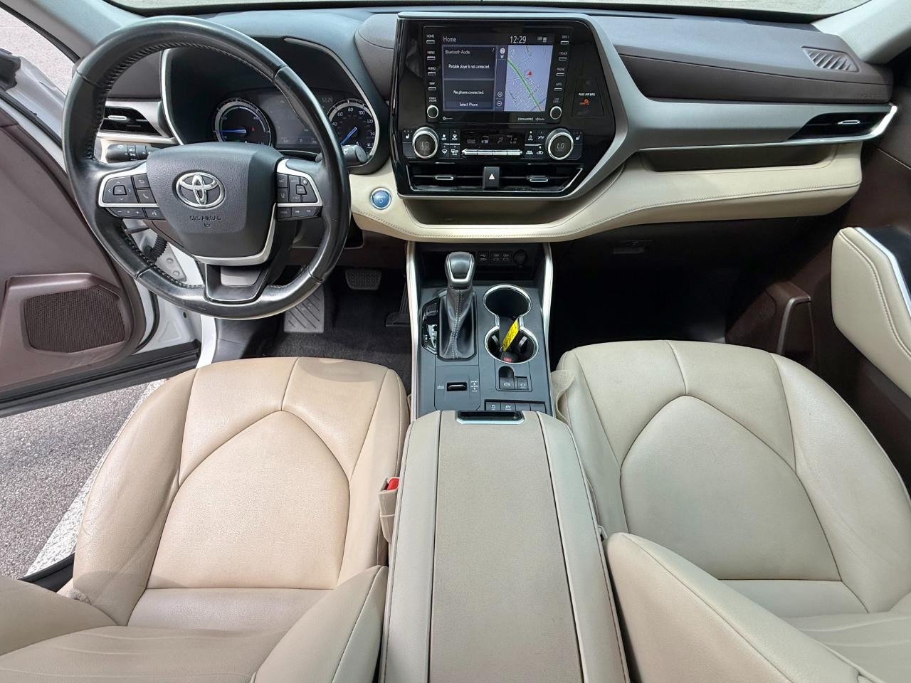 Toyota Highlander Hybrid XLE FWD (Natl) 2022