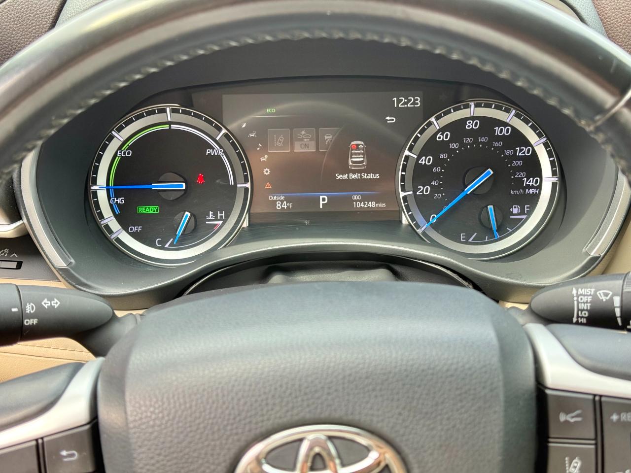 Toyota Highlander Hybrid XLE FWD (Natl) 2022