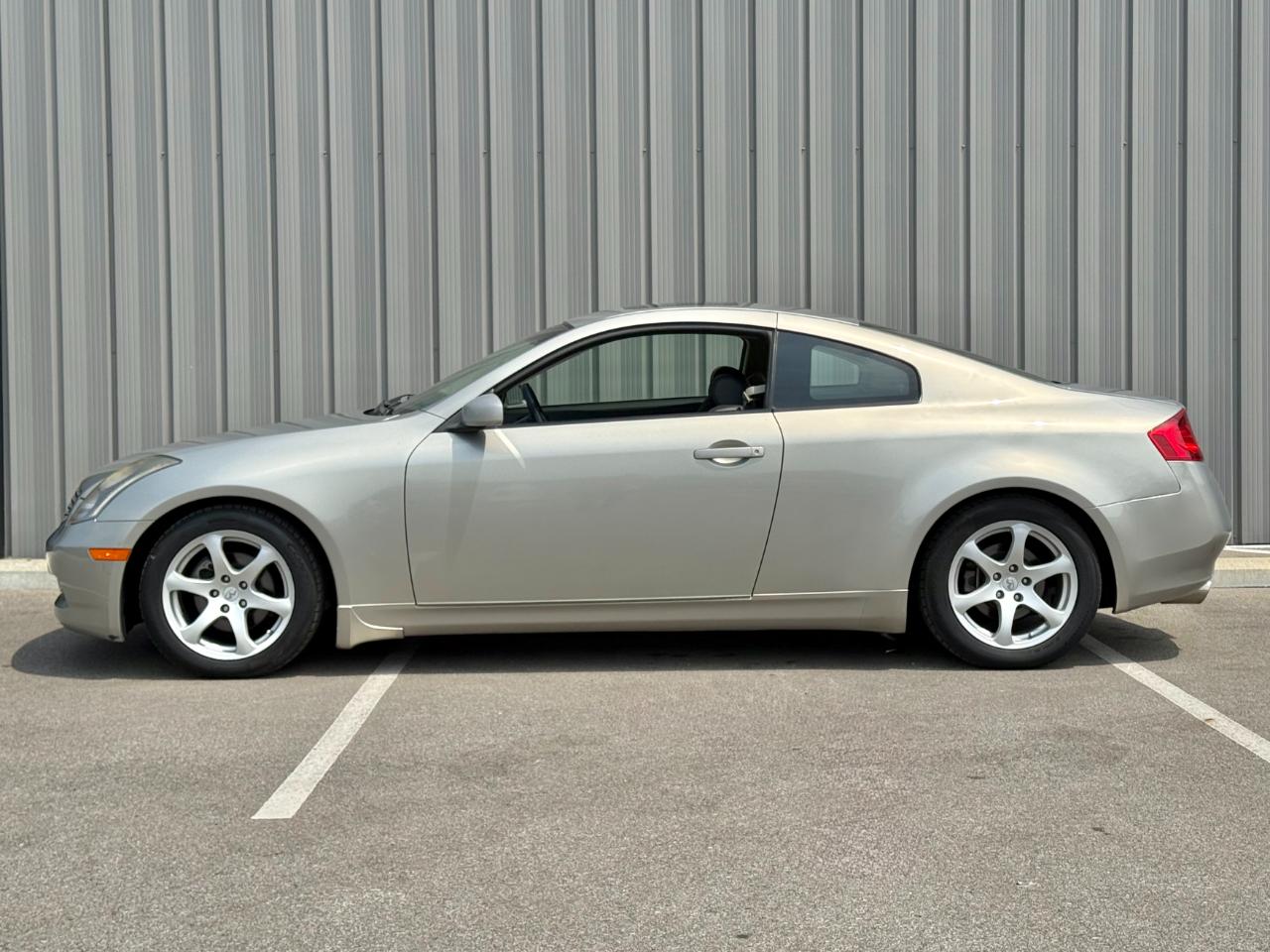 Infiniti G35 Coupe 2dr Cpe Auto w/Leather 2004