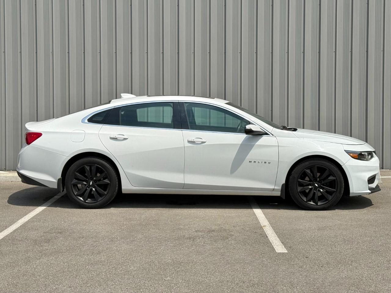 Chevrolet Malibu 4dr Sdn LT w/1LT 2017
