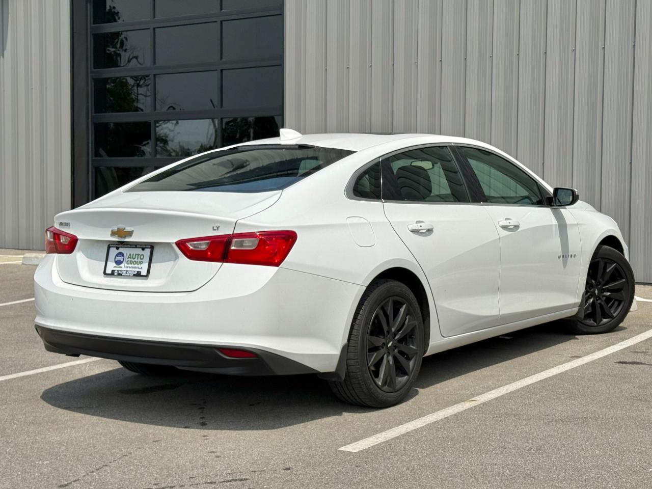 Chevrolet Malibu 4dr Sdn LT w/1LT 2017