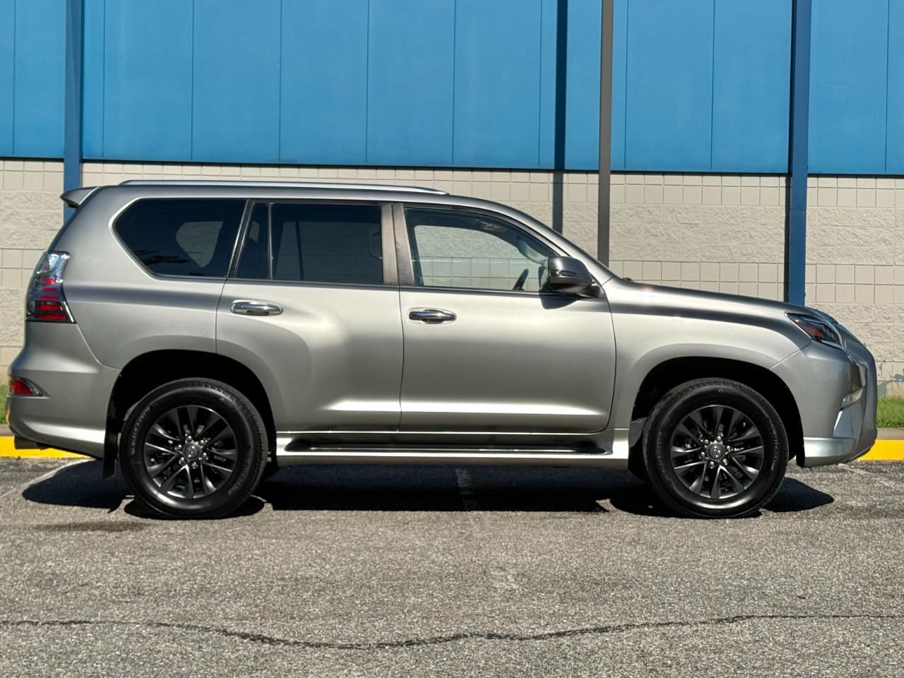 Lexus GX GX 460 Premium 4WD 2021
