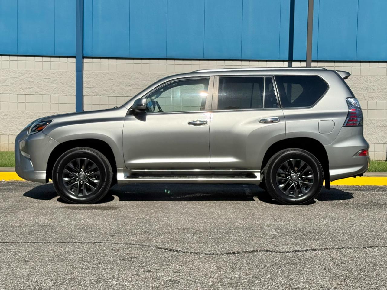 Lexus GX GX 460 Premium 4WD 2021