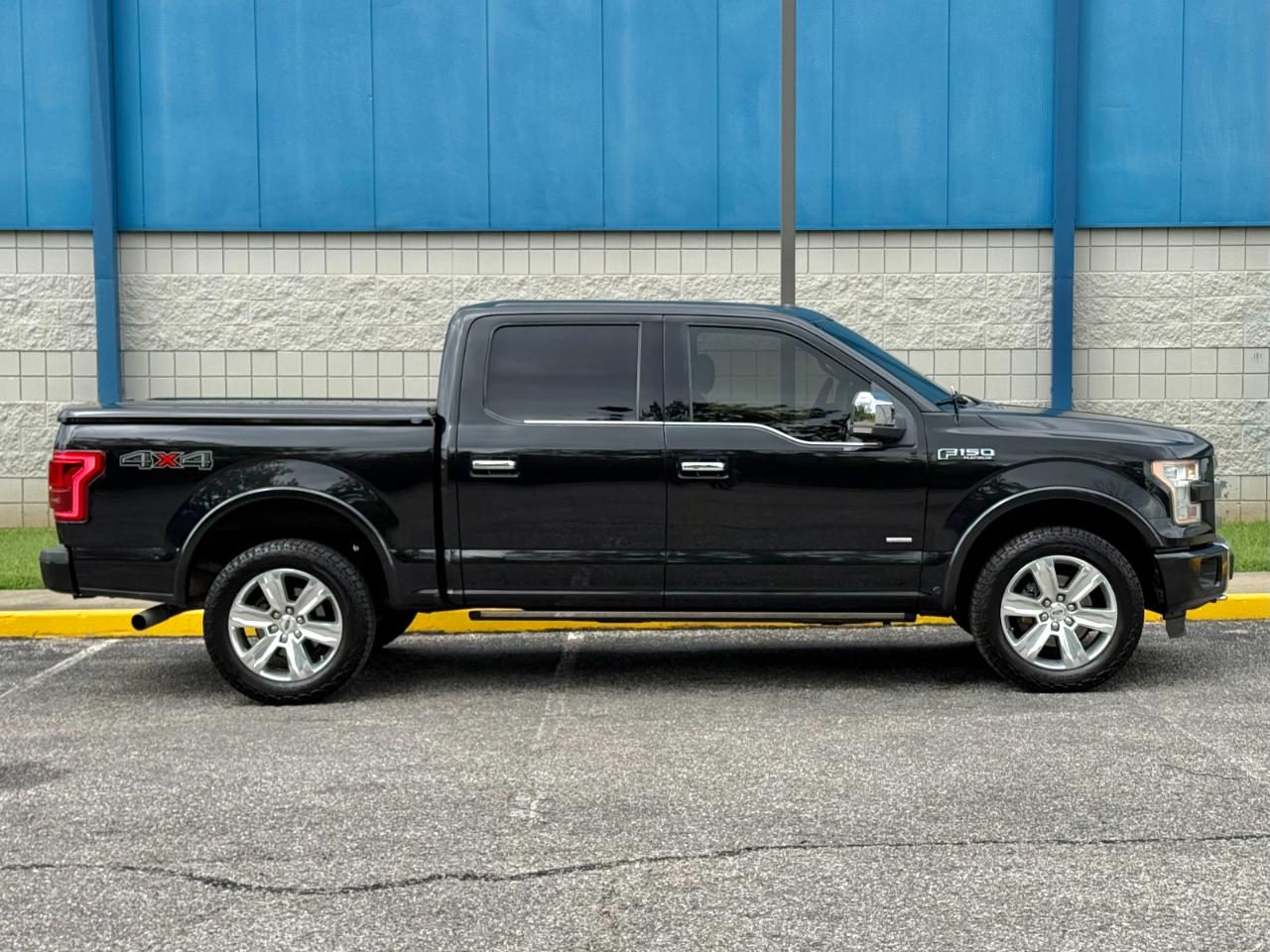 Ford F-150 4WD SuperCrew 145" King Ranch 2015