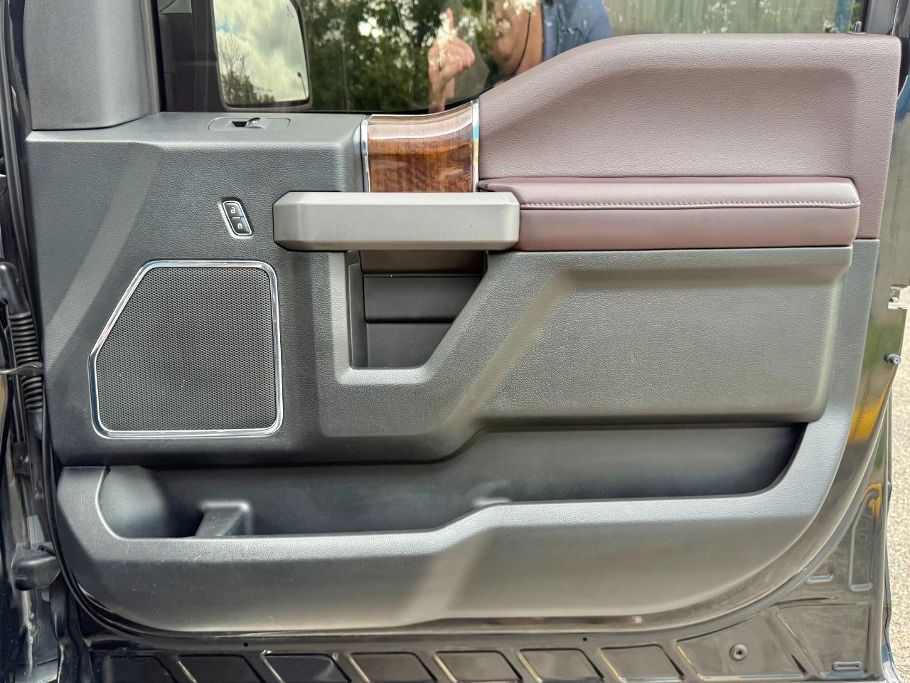 Ford F-150 4WD SuperCrew 145" King Ranch 2015