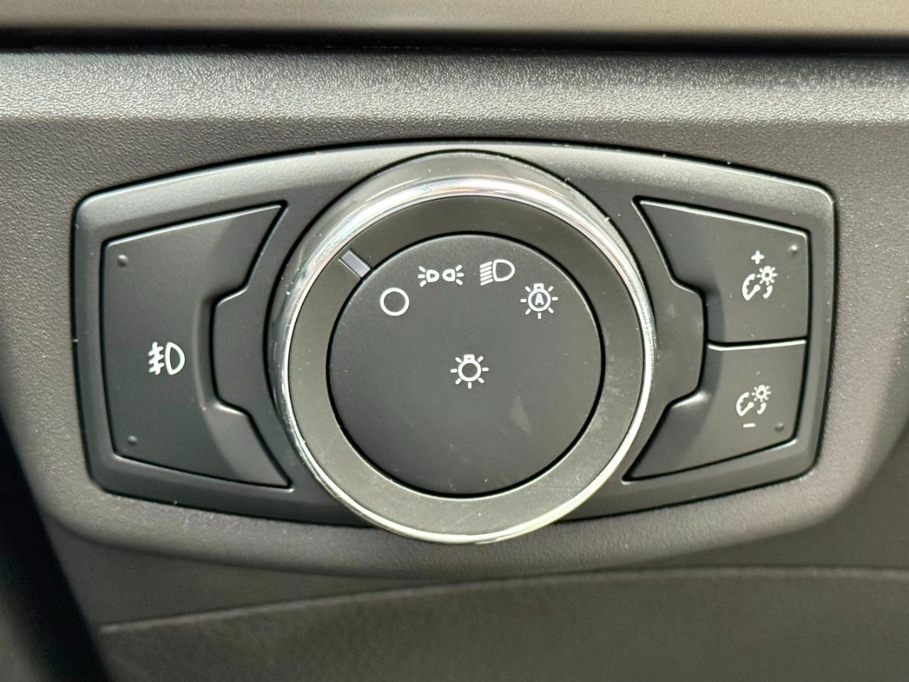 Ford Fusion 4dr Sdn SE Hybrid FWD 2015