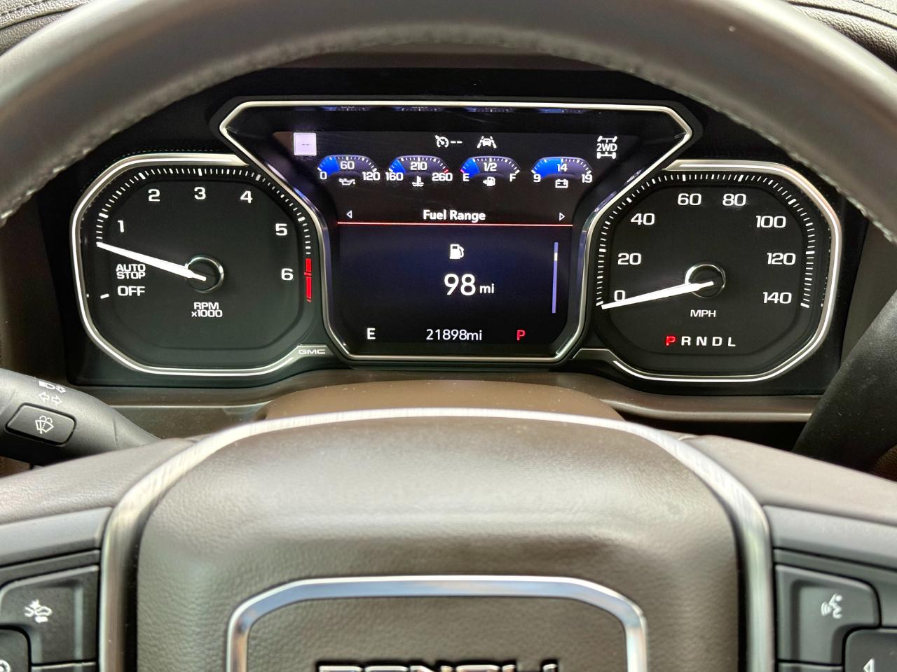 GMC Sierra 1500 4WD Crew Cab 147" Denali 2019