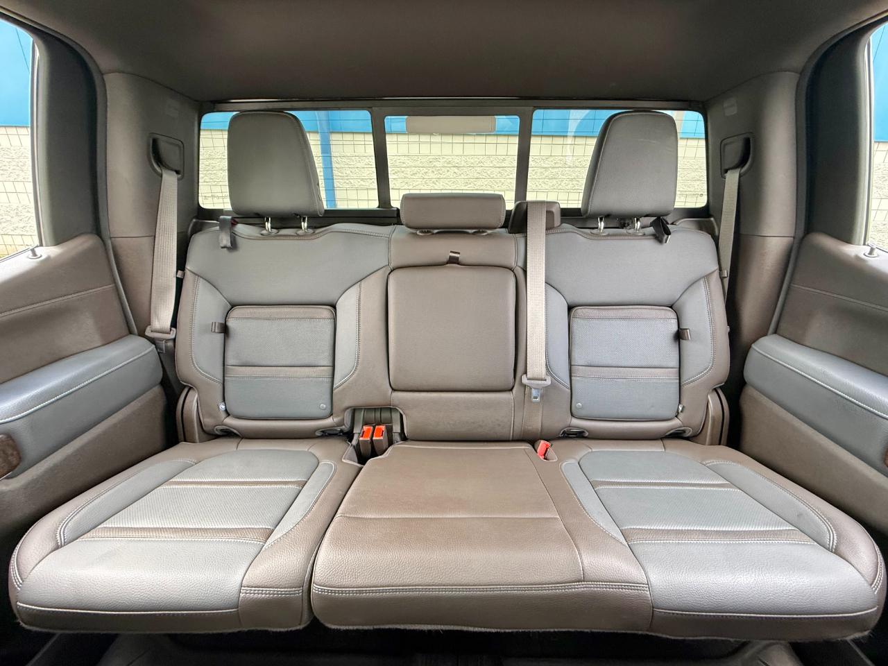 GMC Sierra 1500 4WD Crew Cab 147" Denali 2019
