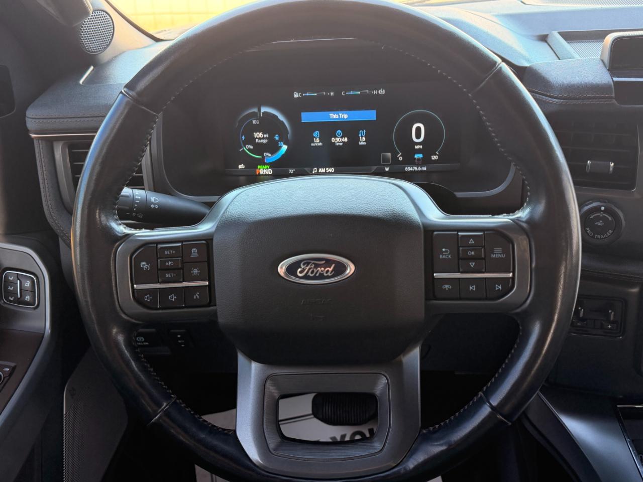 Ford F-150 Lightning LARIAT 4WD SuperCrew 5.5' Box 2022