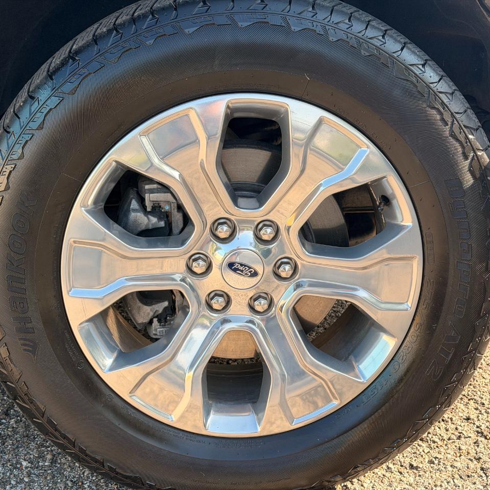 Ford F-150 Lightning LARIAT 4WD SuperCrew 5.5' Box 2022