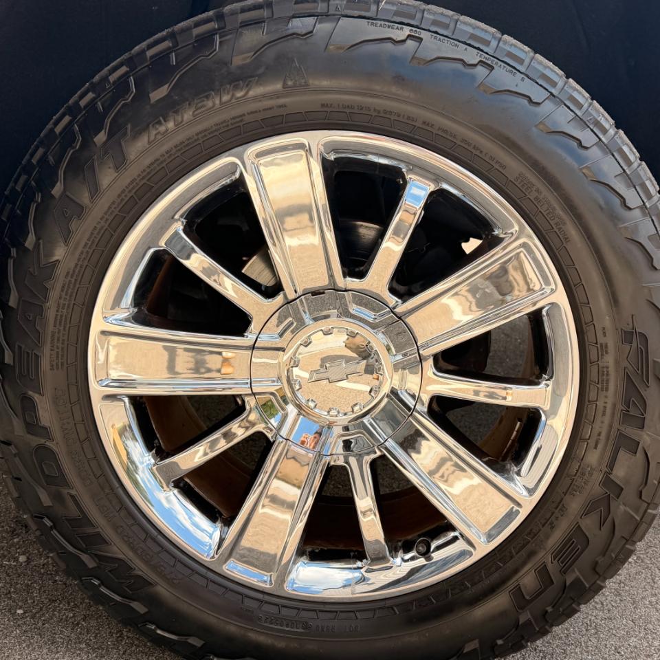 Chevrolet Silverado 1500 2WD Crew Cab 143.5" High Country 2016