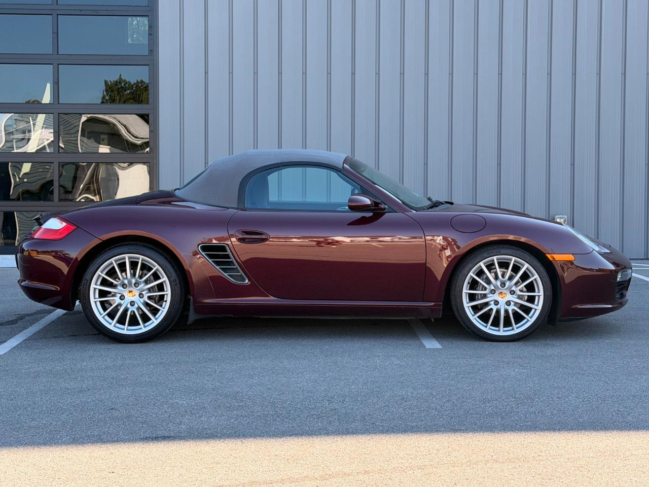 Porsche Boxster 2dr Roadster 2006