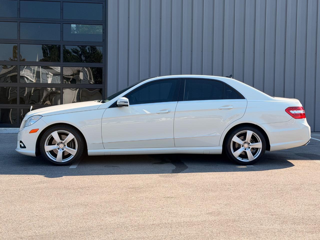 Mercedes-Benz E-Class 4dr Sdn E 350 Sport RWD 2011