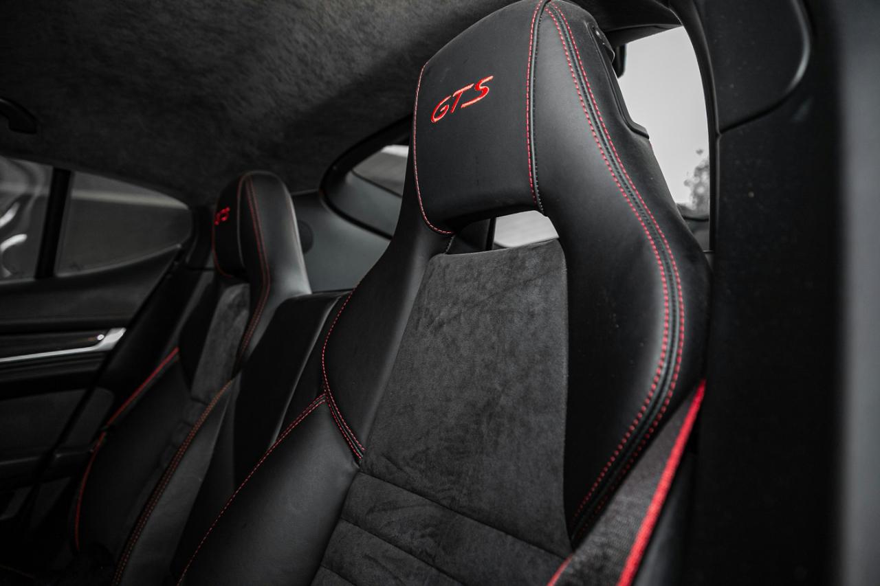 Porsche Panamera 4dr HB GTS 2016