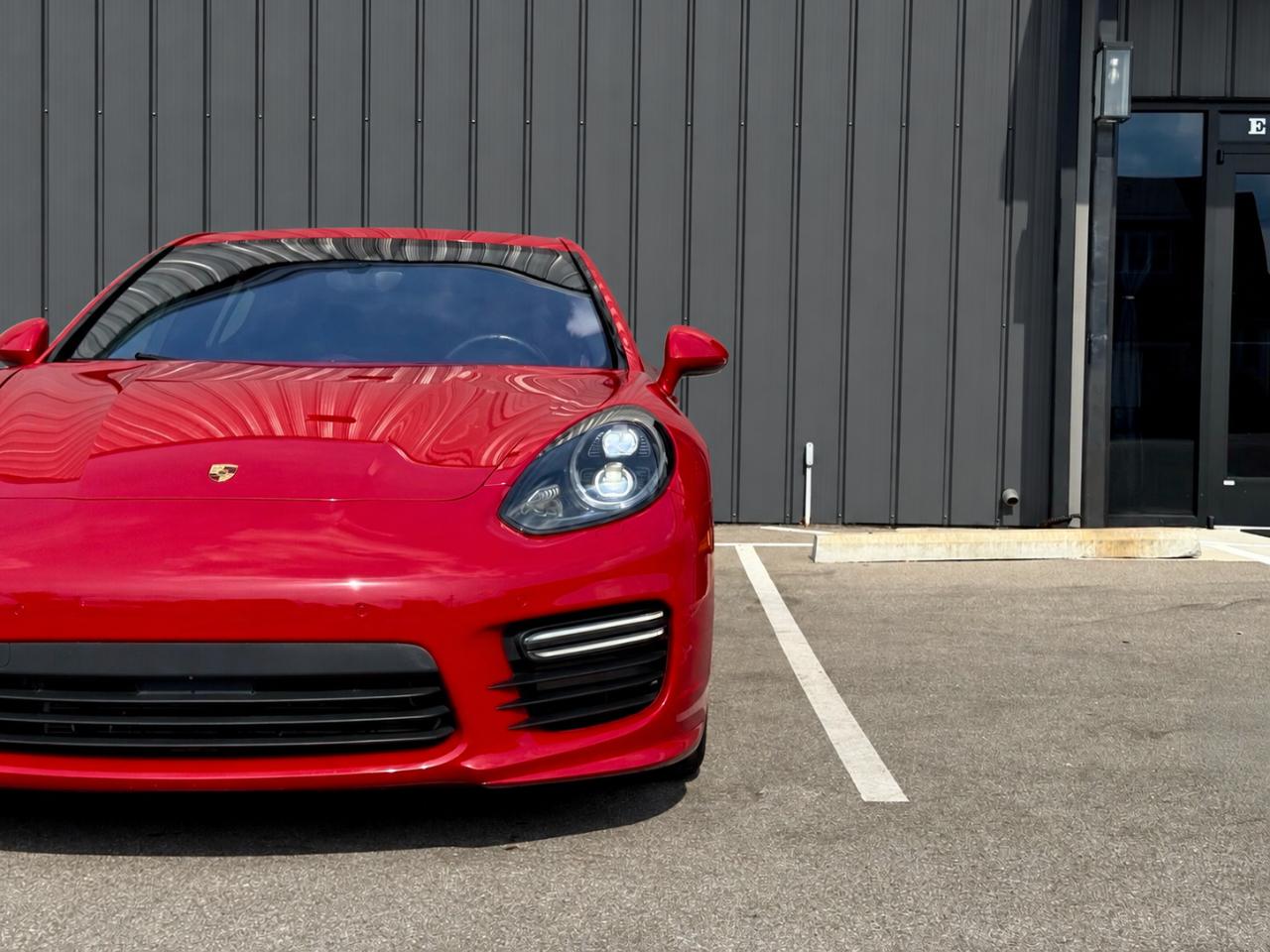 Porsche Panamera 4dr HB GTS 2016